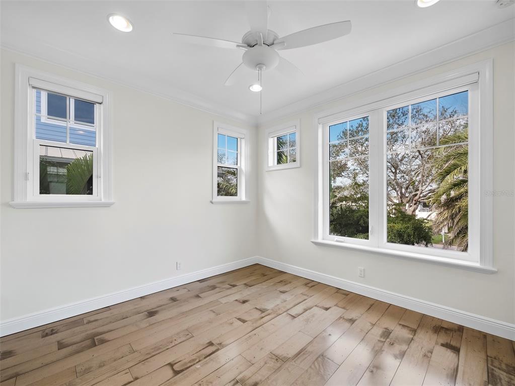 333 Firehouse Court Longboat Key, FL 34228 - Photo 28 of 83