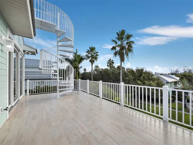 $2,795,000 | 333 Firehouse Court, Longboat Key, FL 34228