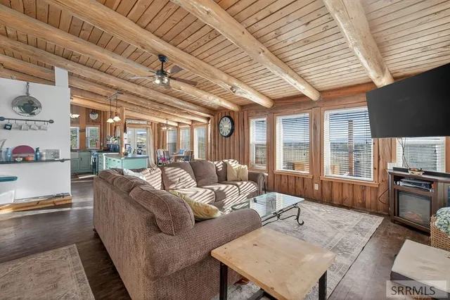 $585,000 | 1686 East Harkness Canyon Road, McCammon, ID 83250