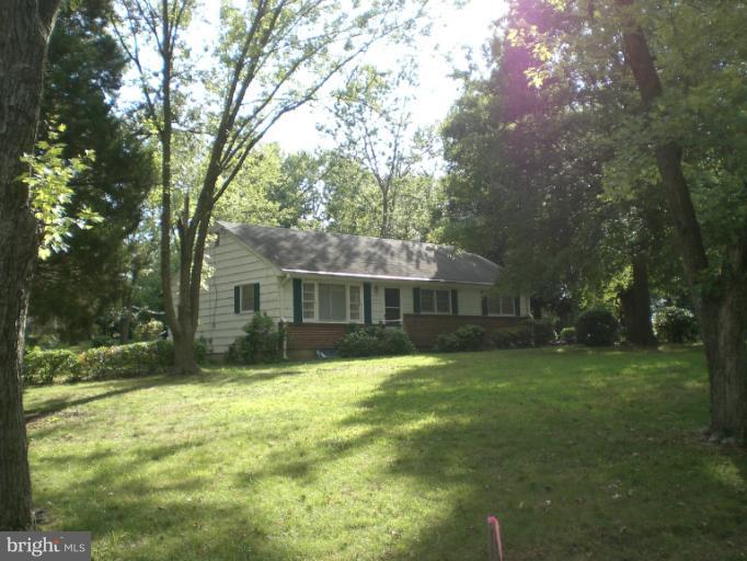 7855 Southdown Road Alexandria, VA 22308 - Photo 1 of 2 Exterior (Front)