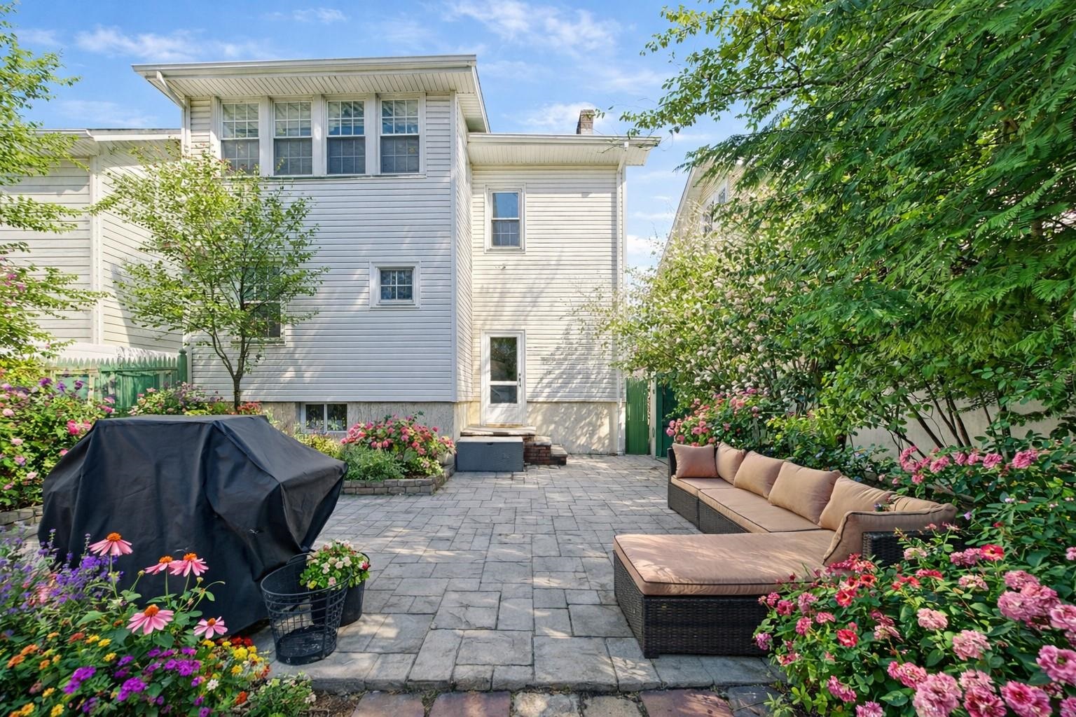 406 Lincoln Avenue Rutherford, NJ 07070 - Photo 4 of 50