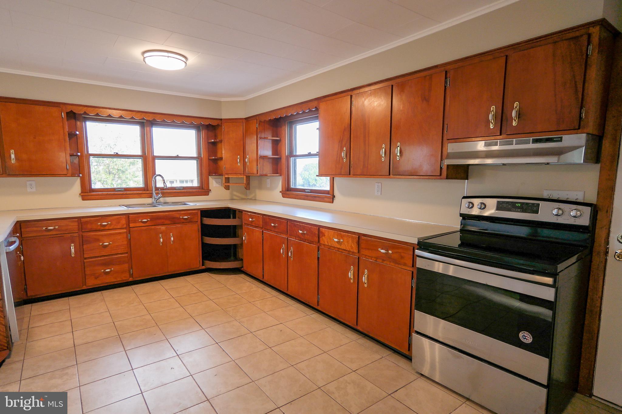566 Mill Road Annville, PA 17003 - Photo 4 of 20 Gallery Image 4