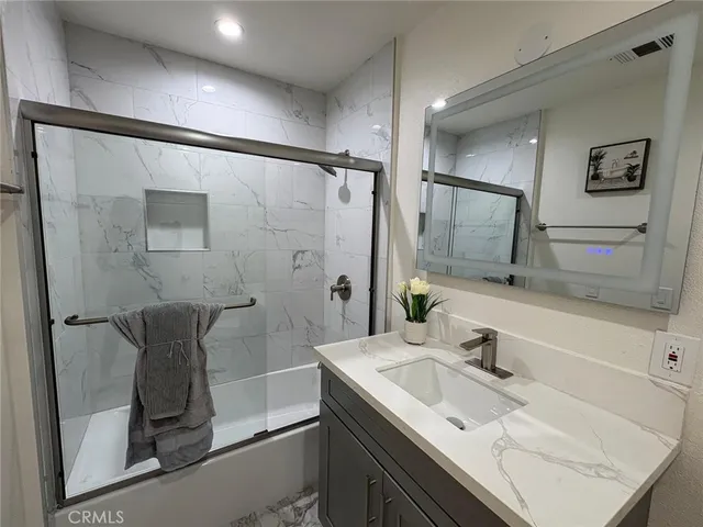 $449,995 | 810 West Compton Boulevard, Unit 9, Compton, CA 90220