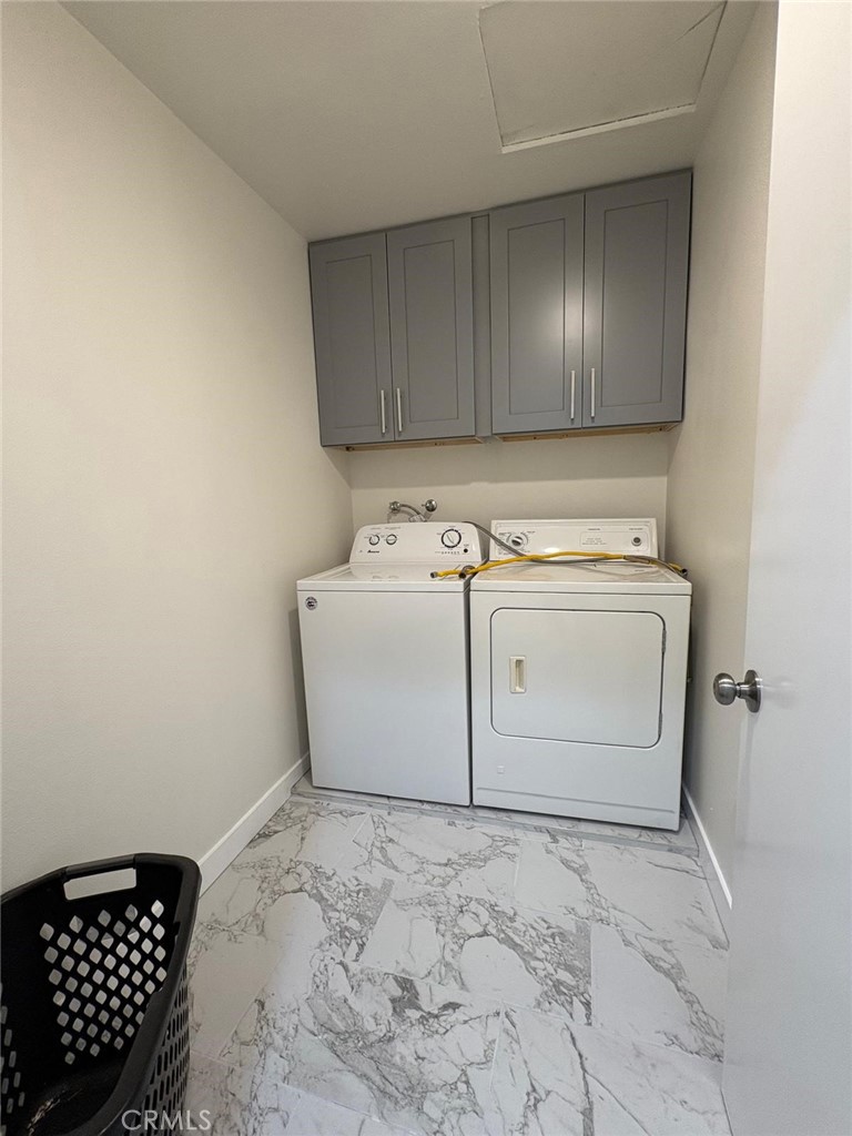 810 West Compton Boulevard, Unit 9 Compton, CA 90220 - Photo 16 of 16 a utility room with a washer and dryer