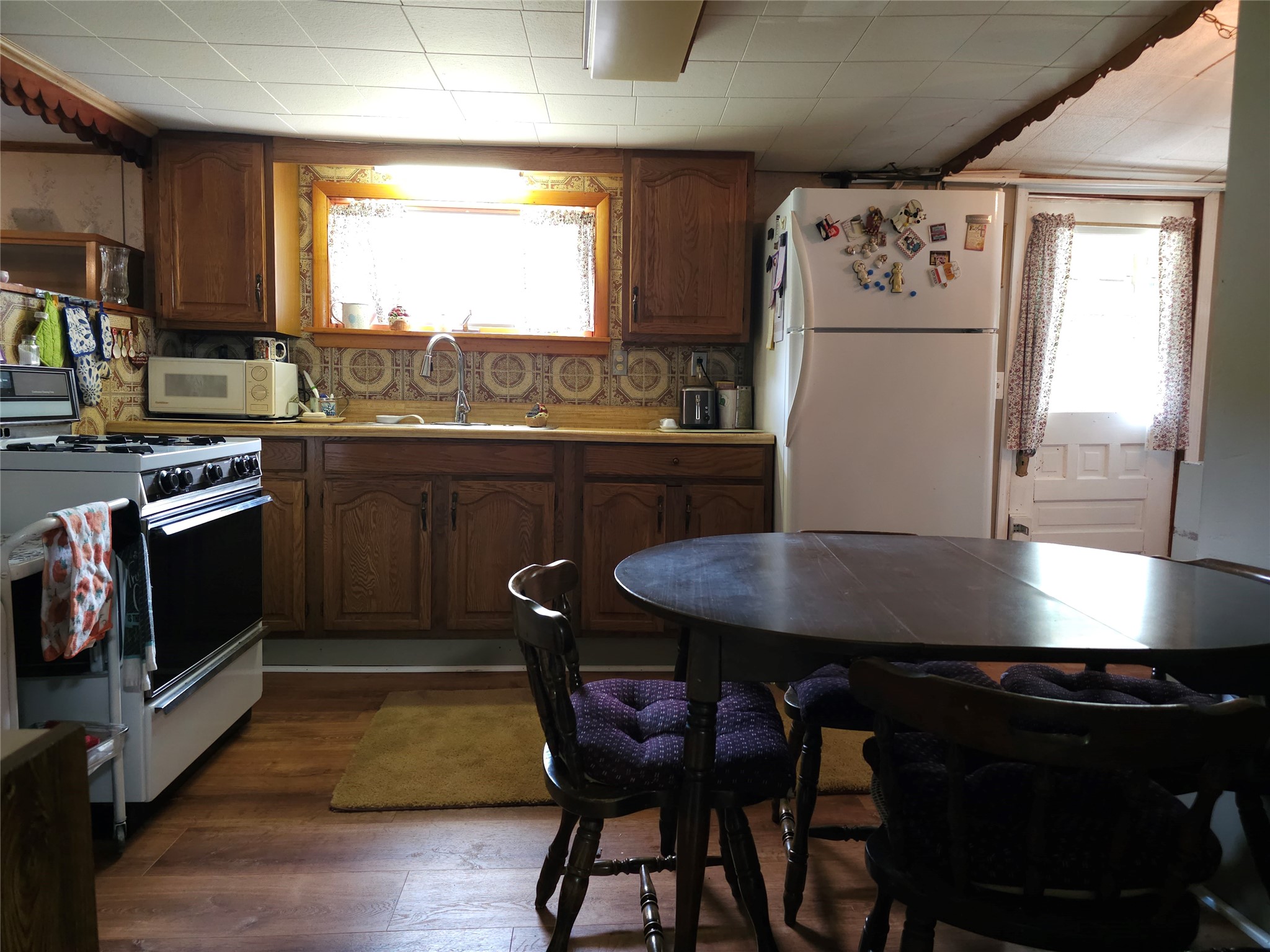 824 Day Hollow Road Endicott, NY 13760 - Photo 10 of 35
