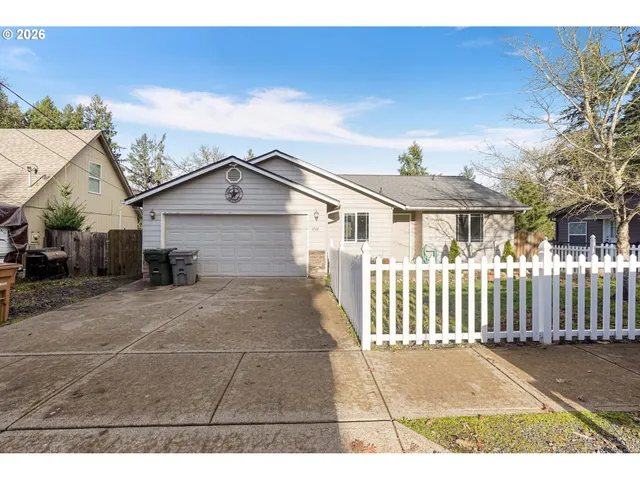 $315,000 | 1716 Fir Street, Sweet Home, OR 97386