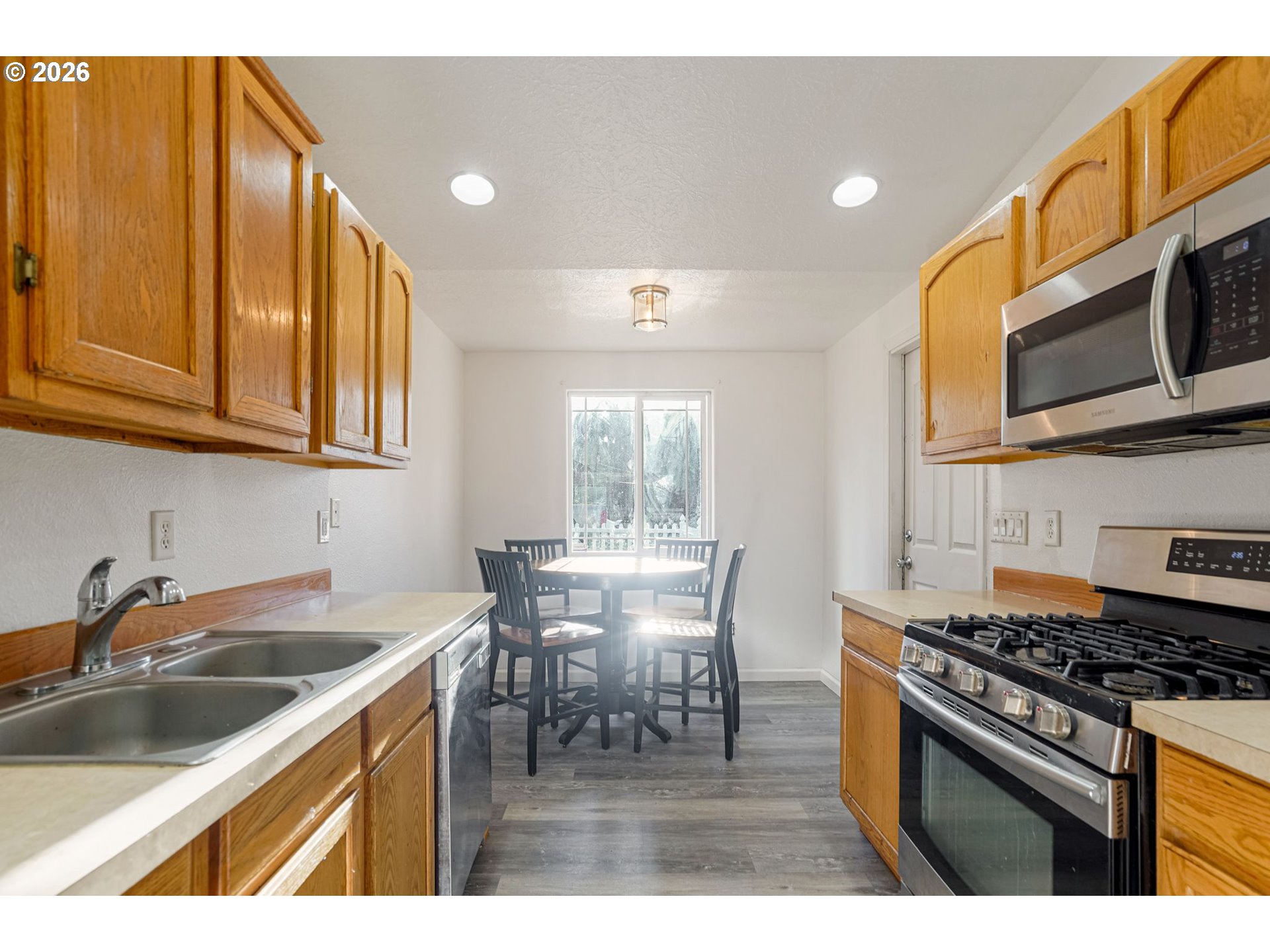 1716 Fir Street Sweet Home, OR 97386 - Photo 18 of 44