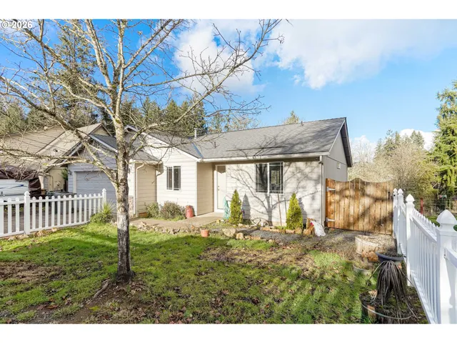 $315,000 | 1716 Fir Street, Sweet Home, OR 97386