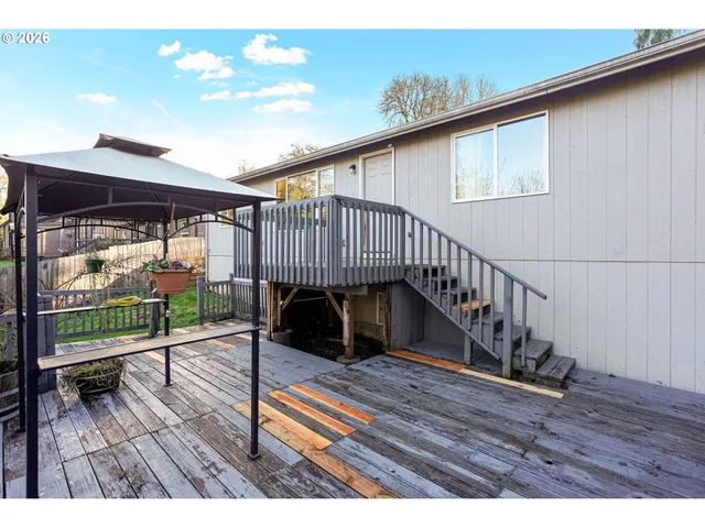 $315,000 | 1716 Fir Street, Sweet Home, OR 97386