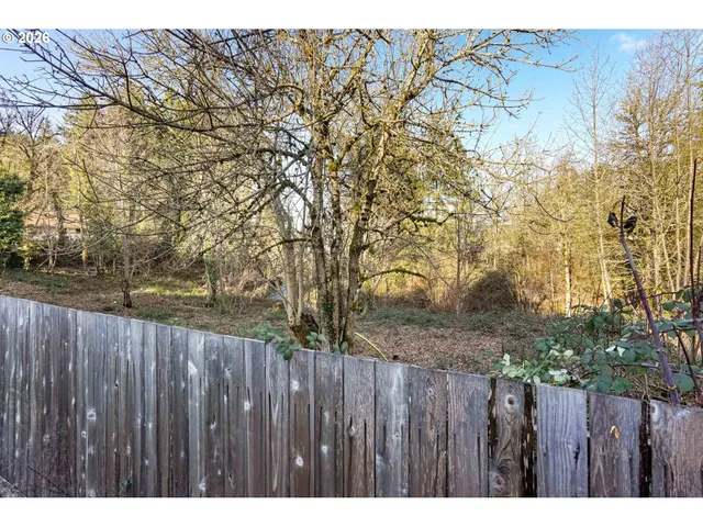 $315,000 | 1716 Fir Street, Sweet Home, OR 97386