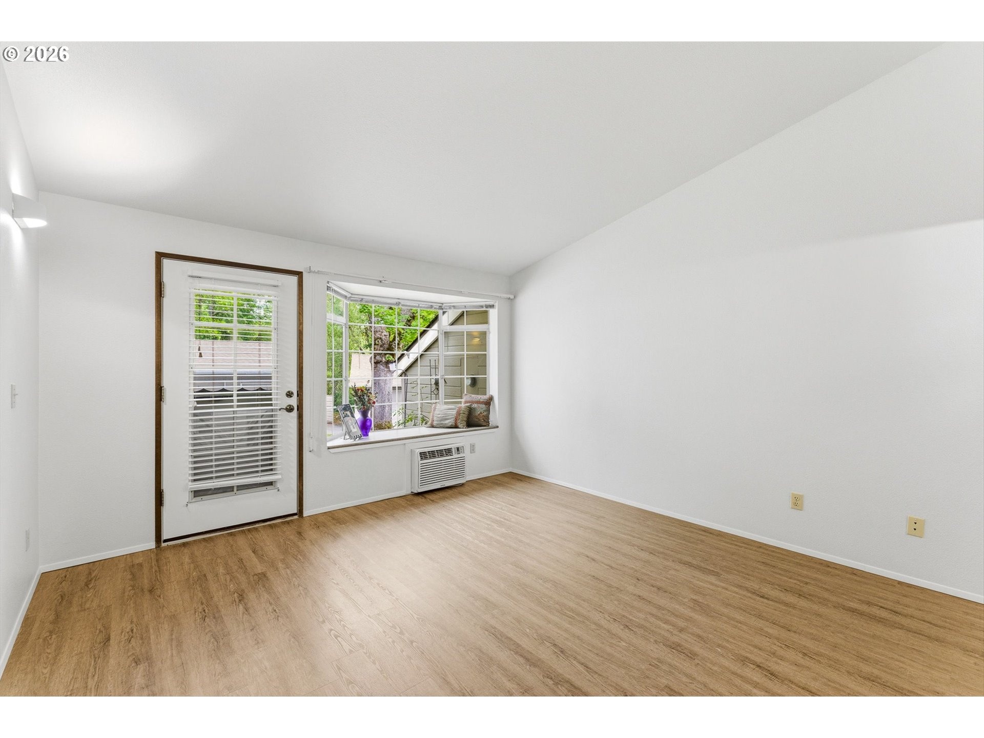 13775 Southwest Scholls Ferry Road, Unit 217 Beaverton, OR 97008 - Photo 5 of 11