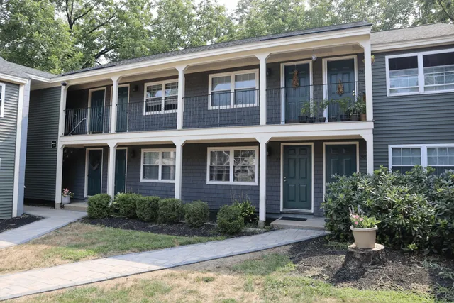 $180,000 | 93 Henry Law Avenue, Unit 29, Dover, NH 03820