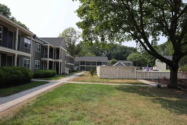 $180,000 | 93 Henry Law Avenue, Unit 29, Dover, NH 03820