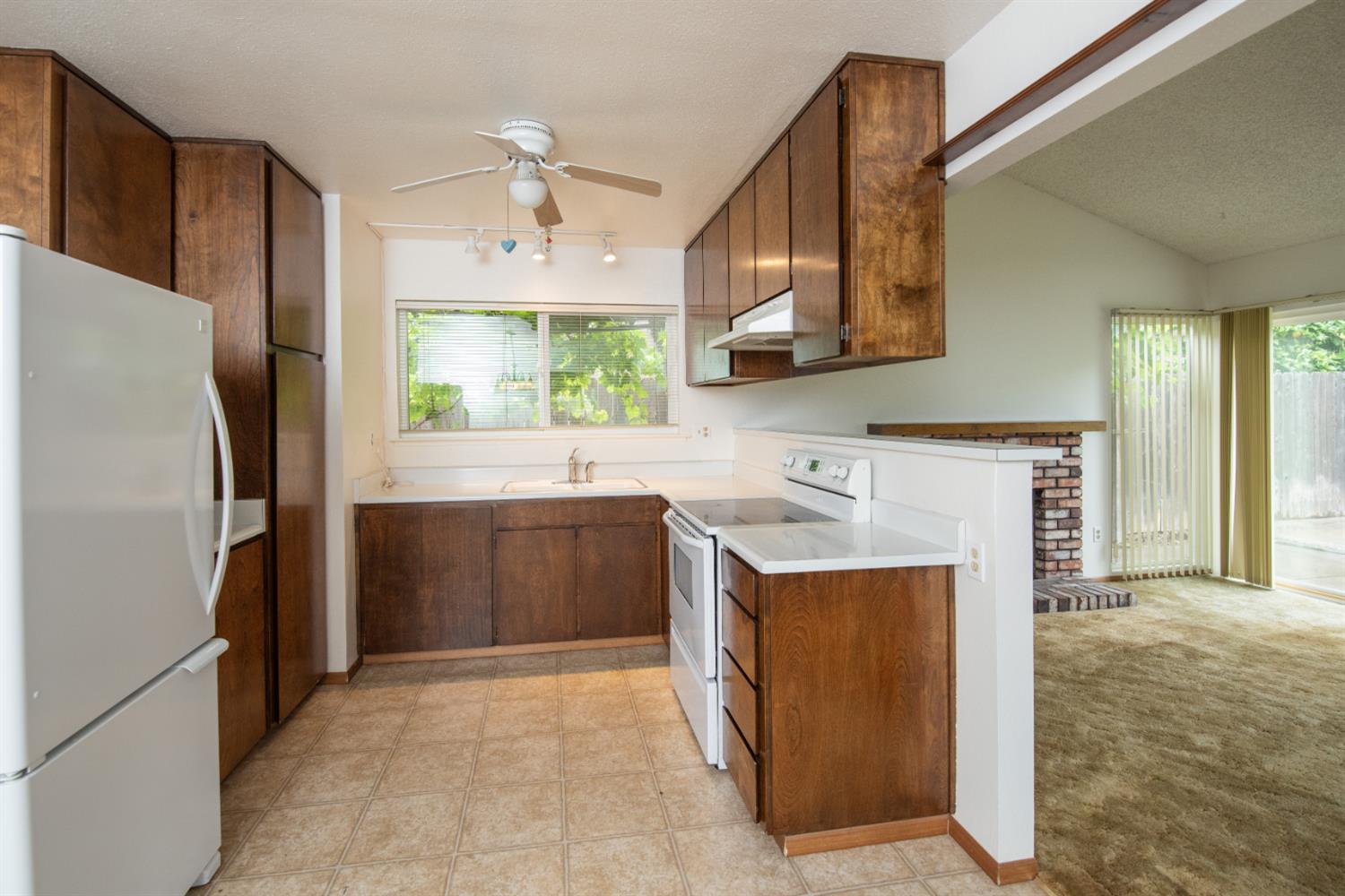 2905 Bateman Lane Modesto, CA 95354 - Photo 17 of 42