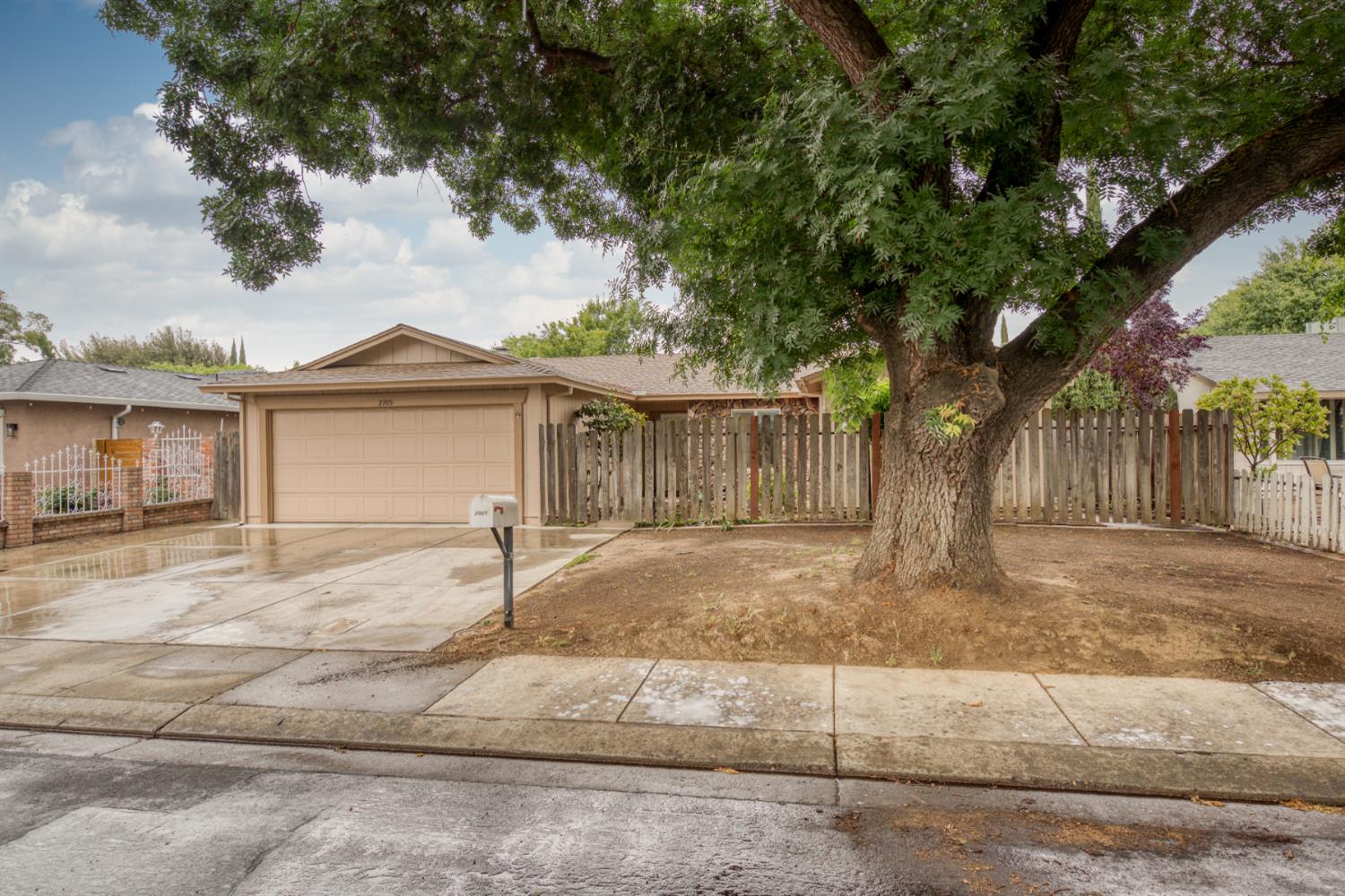 2905 Bateman Lane Modesto, CA 95354 - Photo 3 of 42