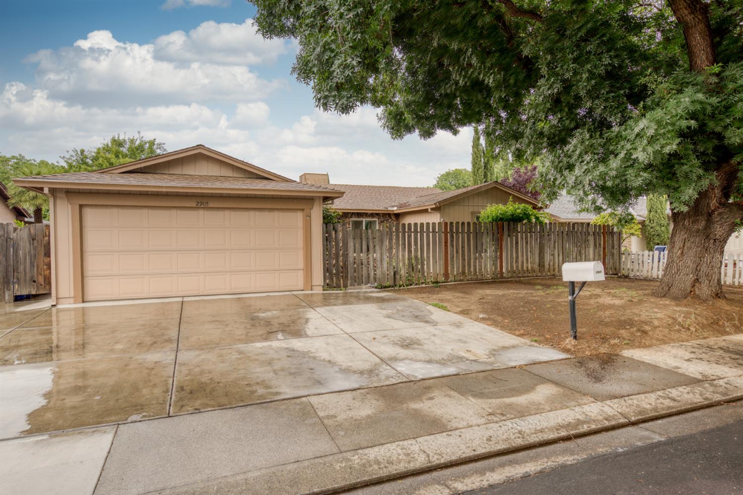 2905 Bateman Lane Modesto, CA 95354 - Photo 4 of 42