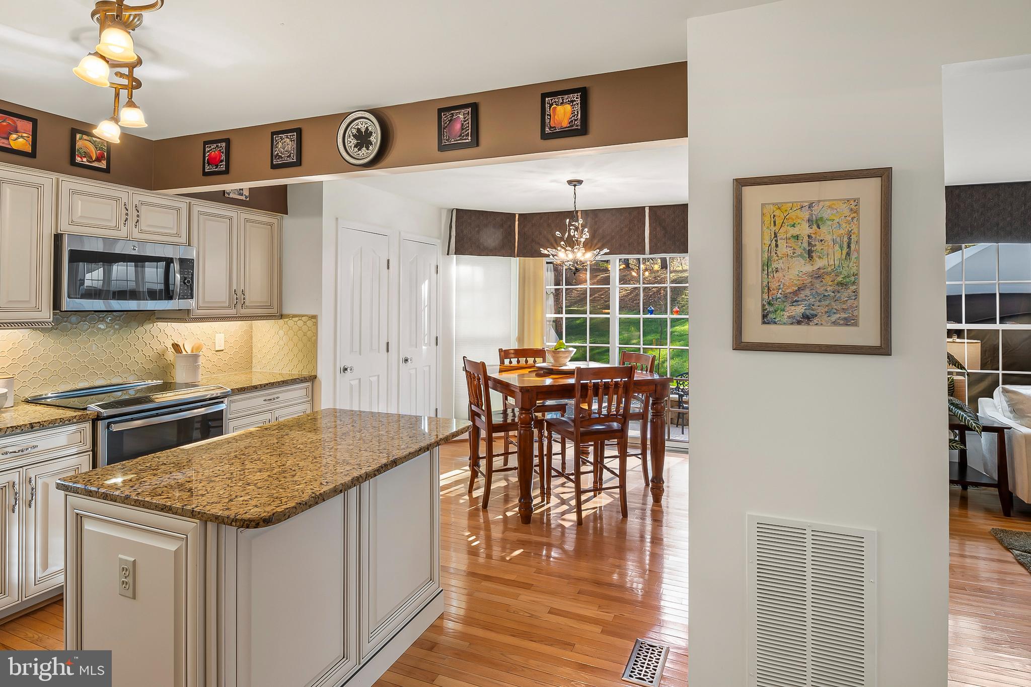 6458 Empty Song Road Columbia, MD 21044 - Photo 22 of 61 Kitchen (alt view)