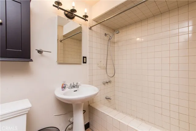 $3,800 | 7846 Lilac Lane, Simi Valley, CA 93063