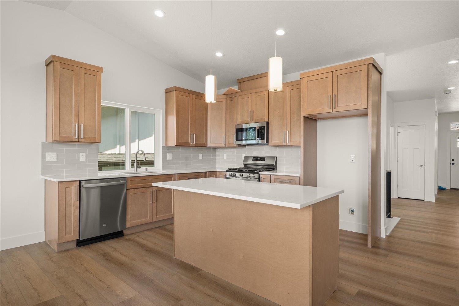 4233 West Tolliver Court Spokane, WA 99208 - Photo 11 of 41