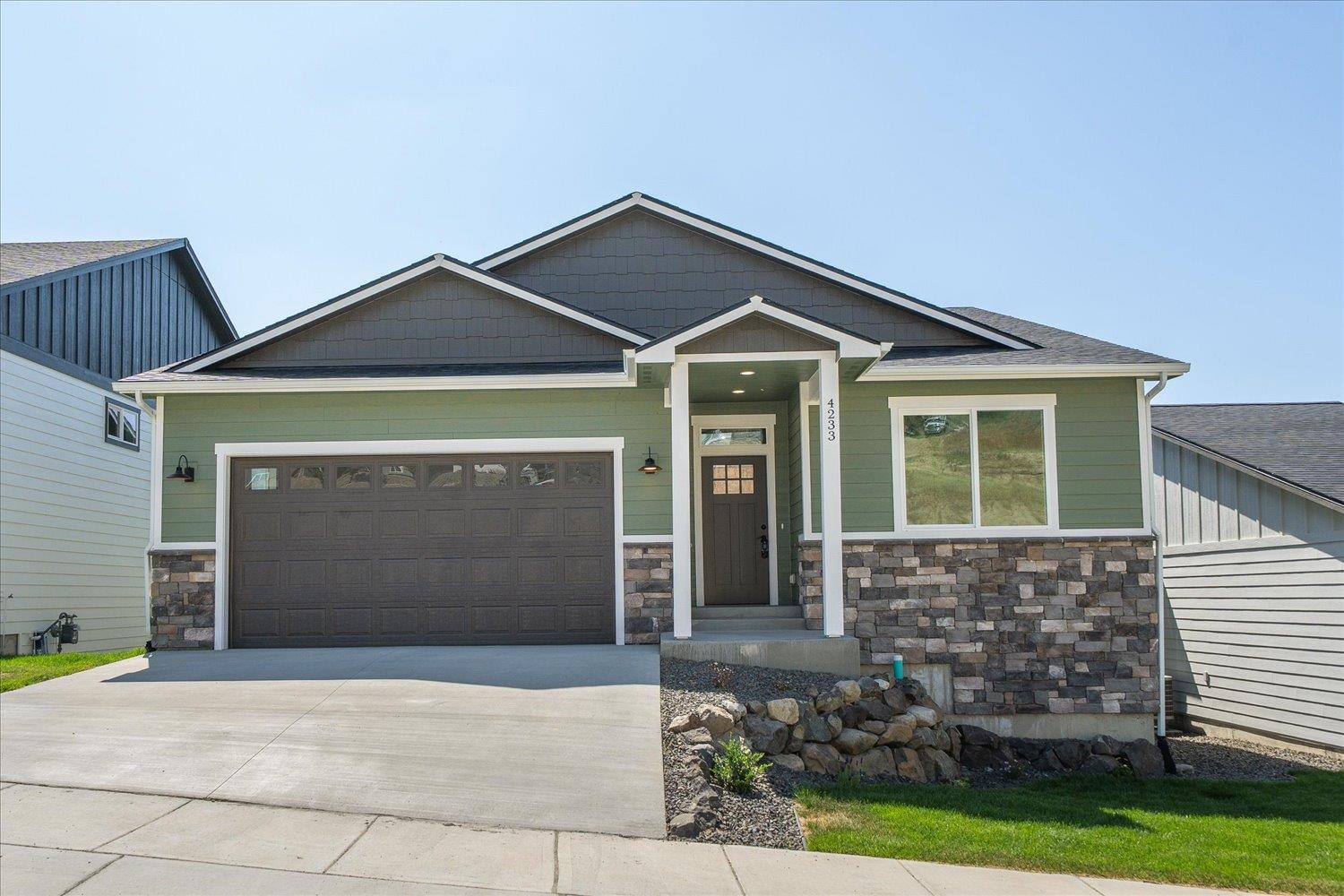 4233 West Tolliver Court Spokane, WA 99208 - Photo 3 of 41