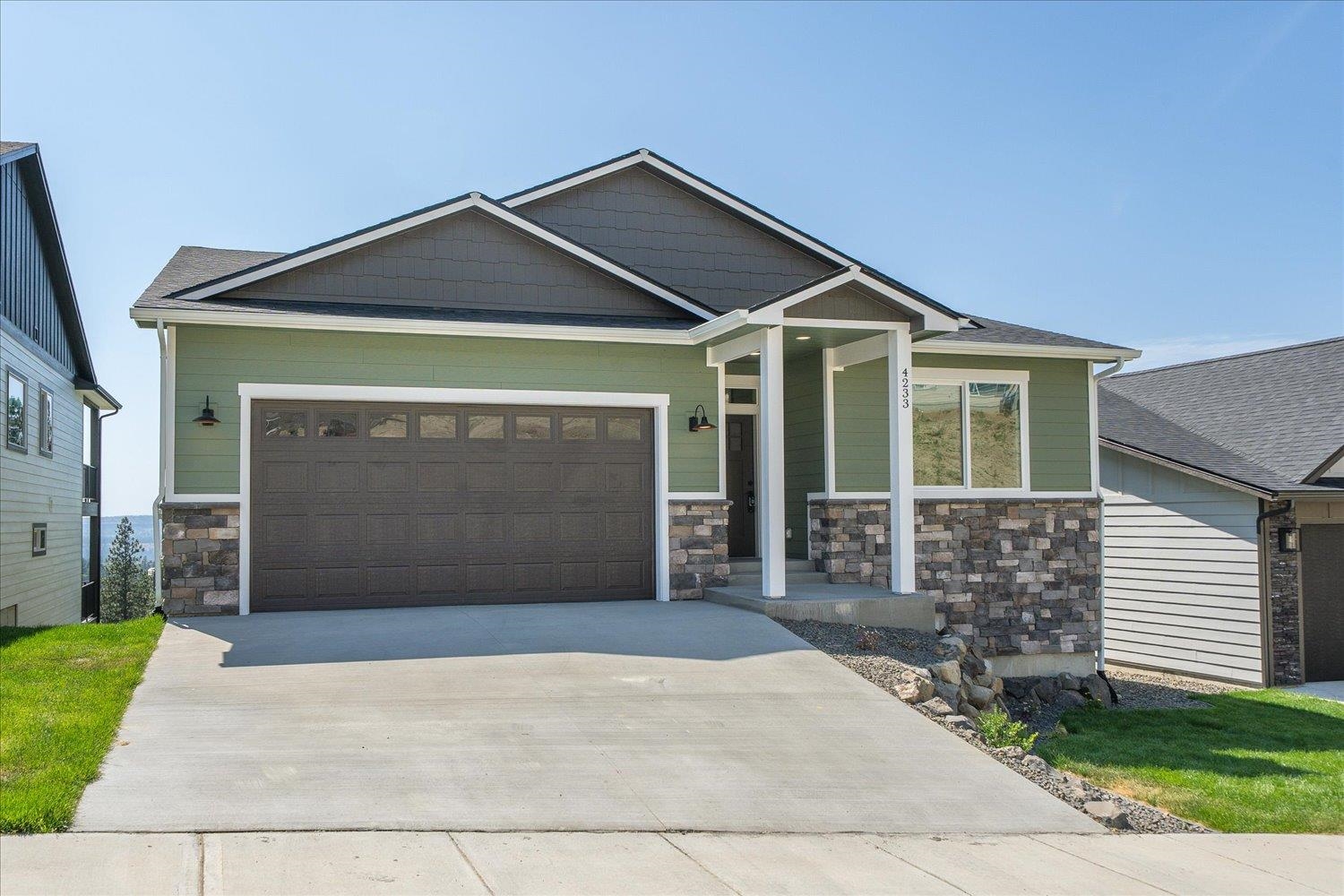 4233 West Tolliver Court Spokane, WA 99208 - Photo 4 of 41