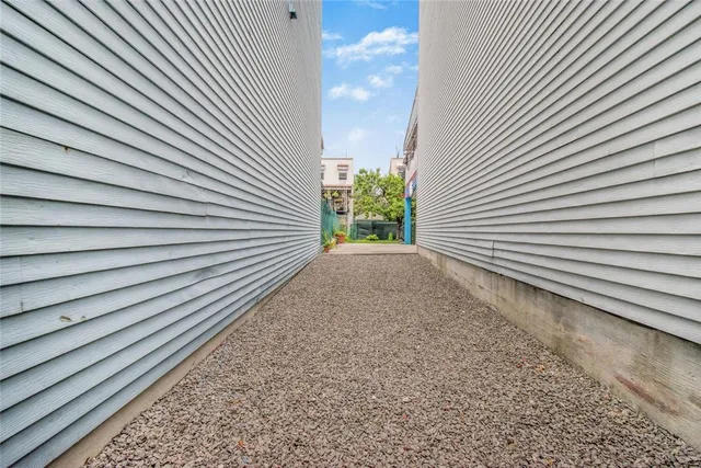 a view of a back yard of the house