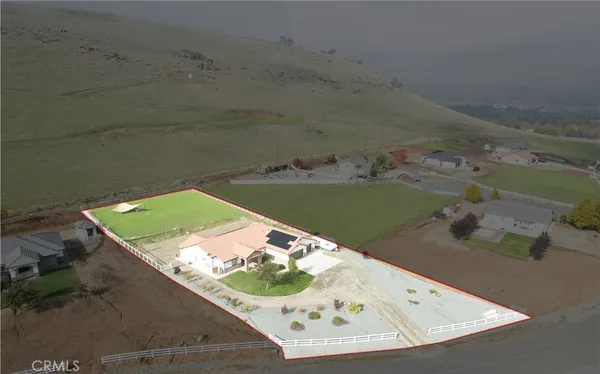 $653,500 | 16605 Deer Creek Drive, Springville, CA 93265