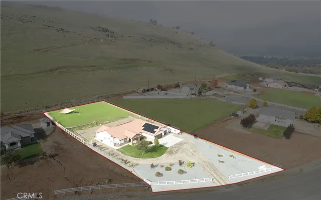 $655,000 | 16605 Deer Creek Drive, Springville, CA 93265