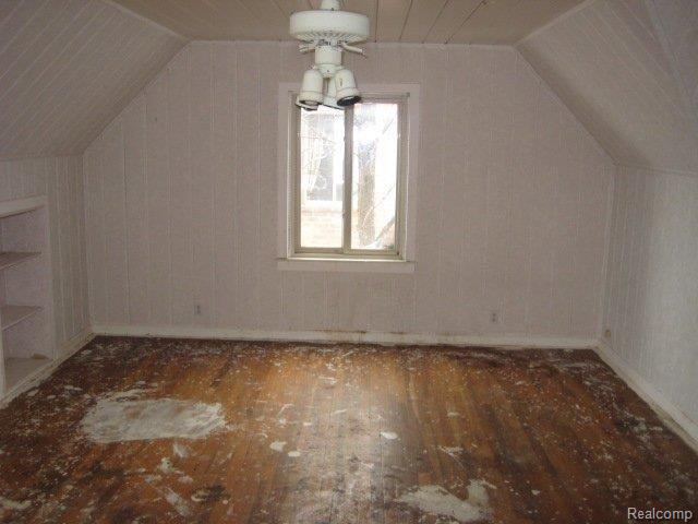 317 Elizabeth Lake Road Pontiac, MI 48341 - Photo 20 of 25 317 ELIZABETH LK RD PONTIAC (47)