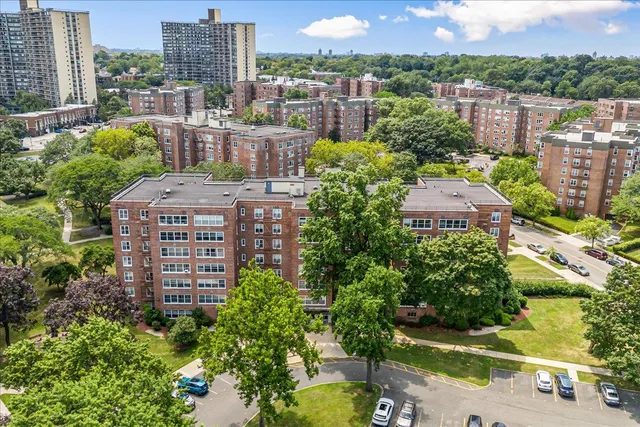 a picture of city view