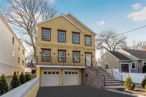 $1,124,000 | 316 East 4th Street, Mount Vernon, NY 10553