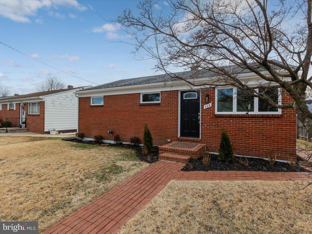 113 Cedar Hill Road Brooklyn, MD 21225 - Photo 4 of 21 Gallery Image 4