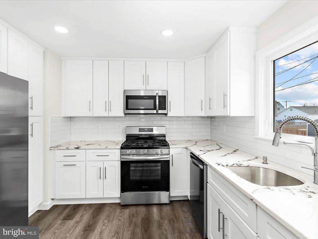 113 Cedar Hill Road Brooklyn, MD 21225 - Photo 5 of 21 New kitchen