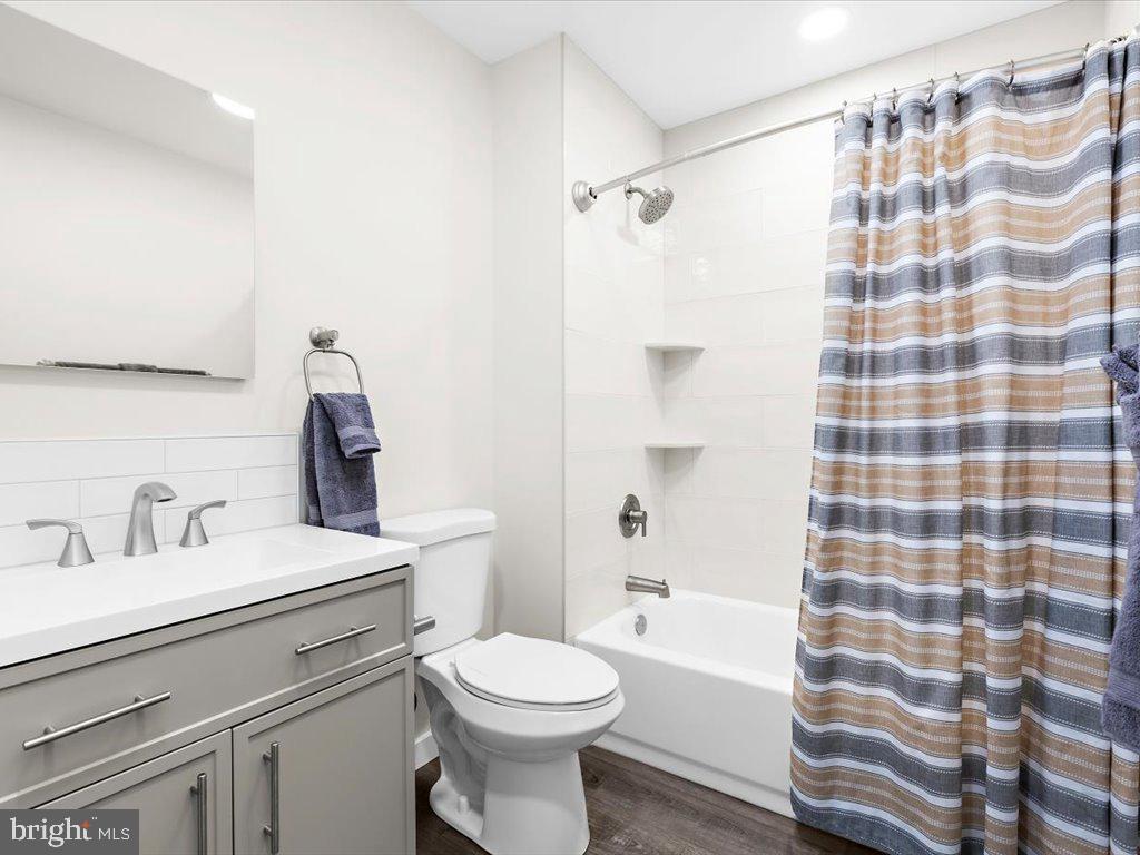 113 Cedar Hill Road Brooklyn, MD 21225 - Photo 8 of 21 New bathroom