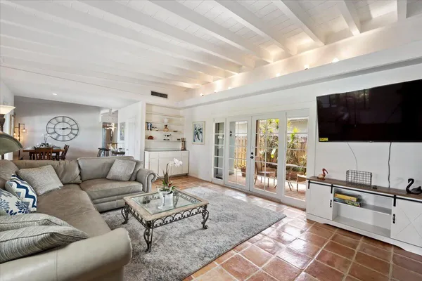 $5,500 | 2201 North Lakeside Drive, Lake Worth Beach, FL 33460