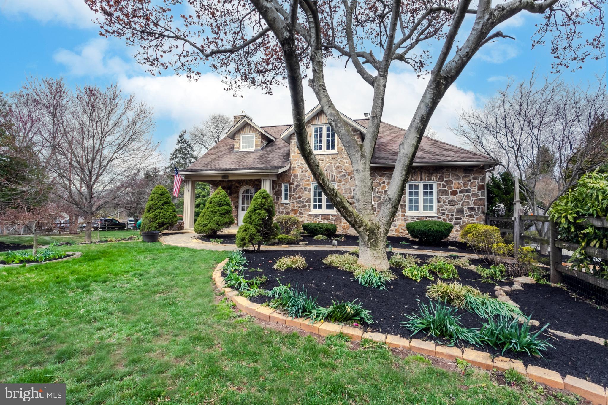 2501 Swede Road Norristown, PA 19401 - Photo 2 of 42 Gallery Image 2