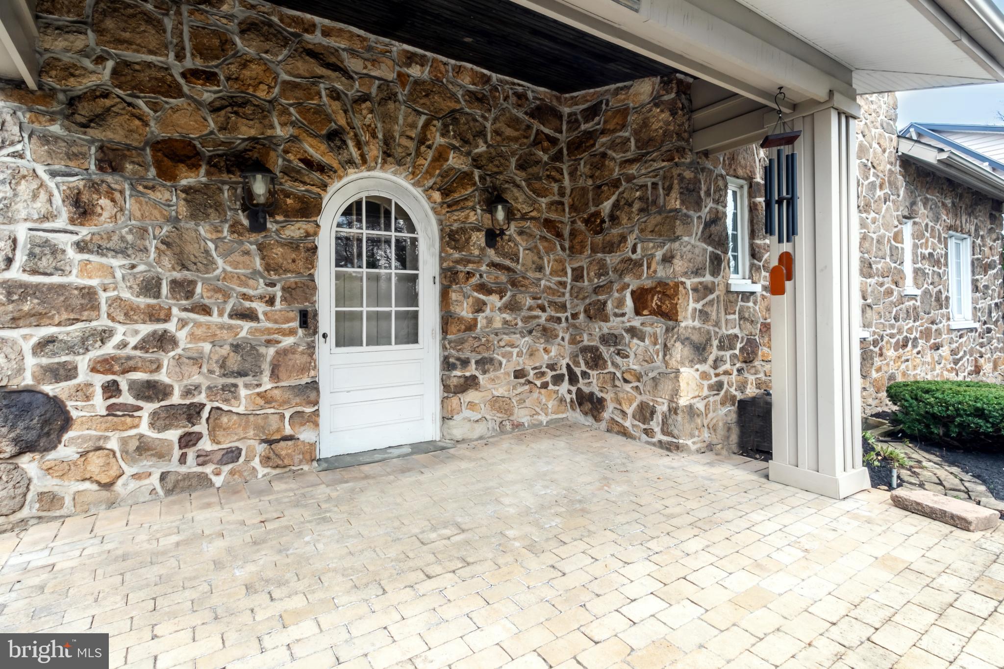2501 Swede Road Norristown, PA 19401 - Photo 3 of 42 Gallery Image 3