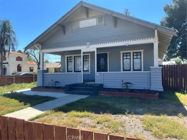 $2,200 | 529 East Latham Avenue, Hemet, CA 92543