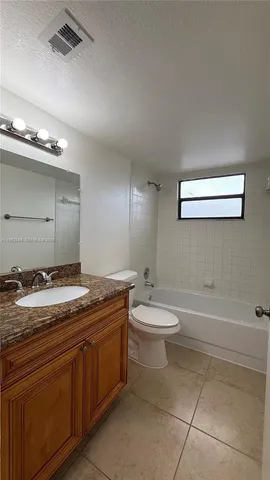 $1,900 | 1453 Lake Crystal Drive, Unit H, West Palm Beach, FL 33411