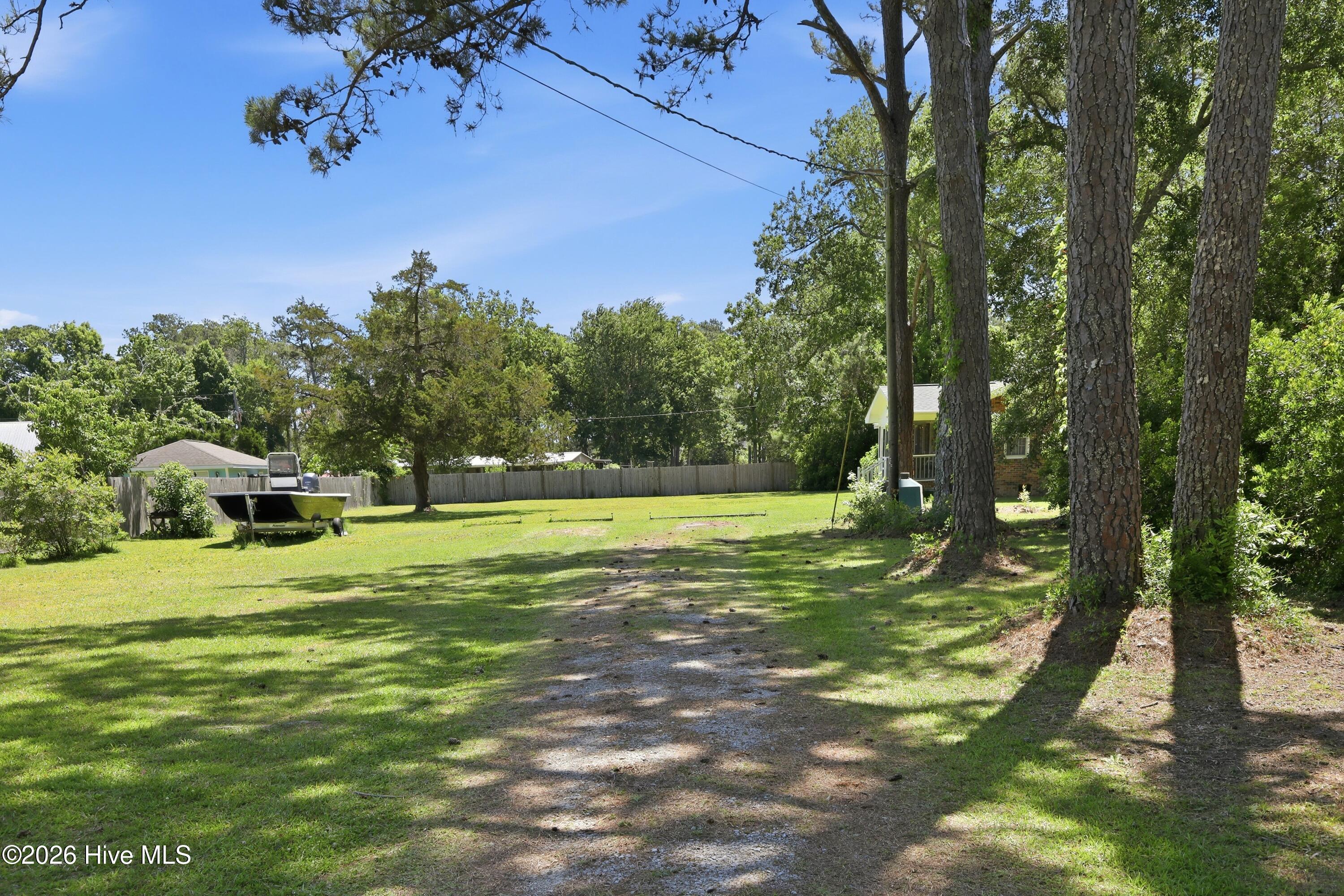 105 Straits Haven Road Beaufort, NC 28516 - Photo 3 of 38