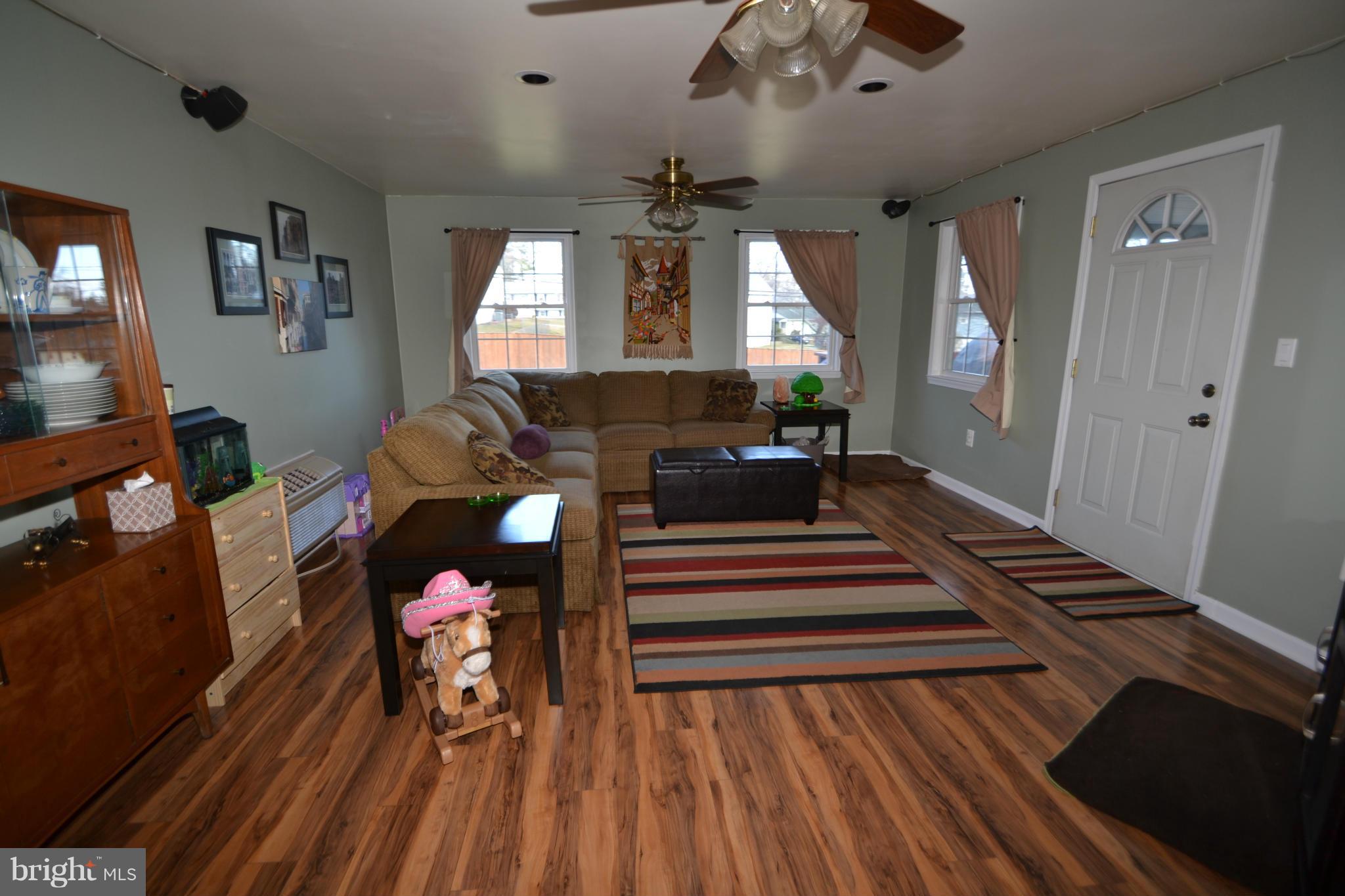 929 Shirley Manor Road Reisterstown, MD 21136 - Photo 9 of 23 Family Room