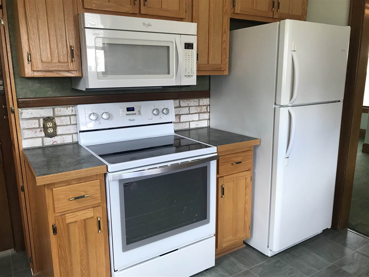 2150 2nd Street Bay City, MI 48708 - Photo 5 of 17