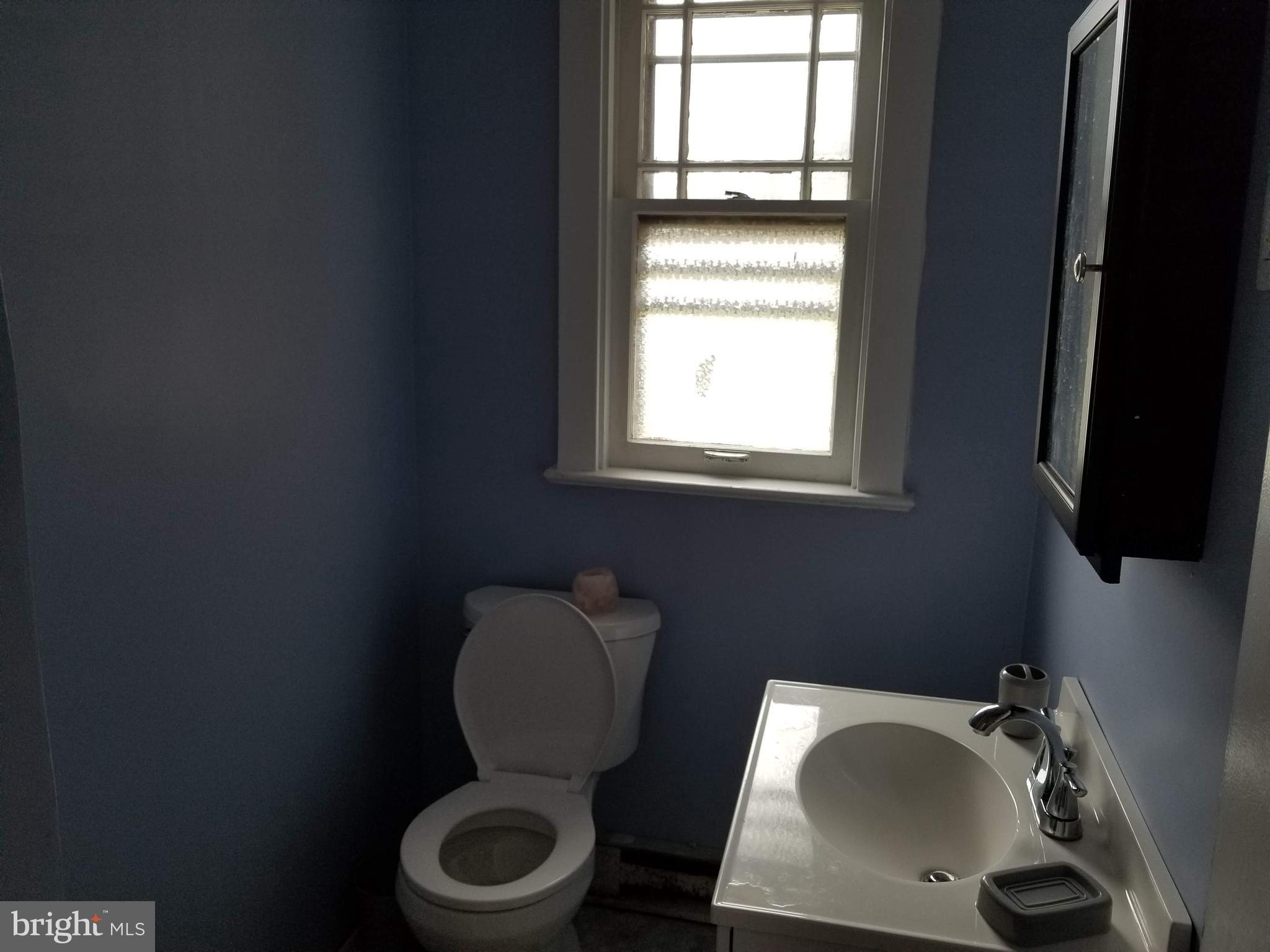 1208 Crown Point Road Westville, NJ 08093 - Photo 16 of 29 Unit C Rear bathroom