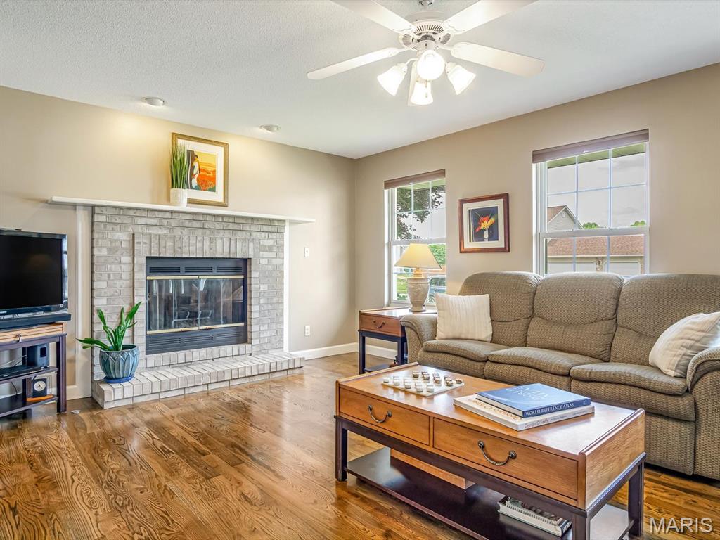 716 Sundance Trail Troy, IL 62294 - Photo 10 of 33