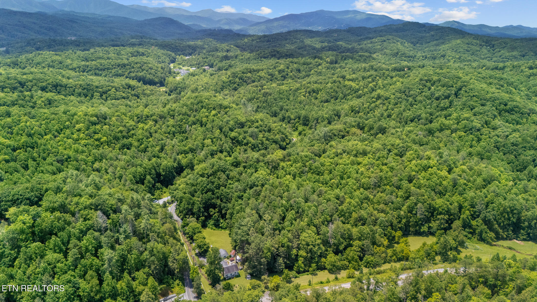 1139 Glades Road Gatlinburg, TN 37738 - Photo 2 of 60 2 dji_20250718132656_0414_d