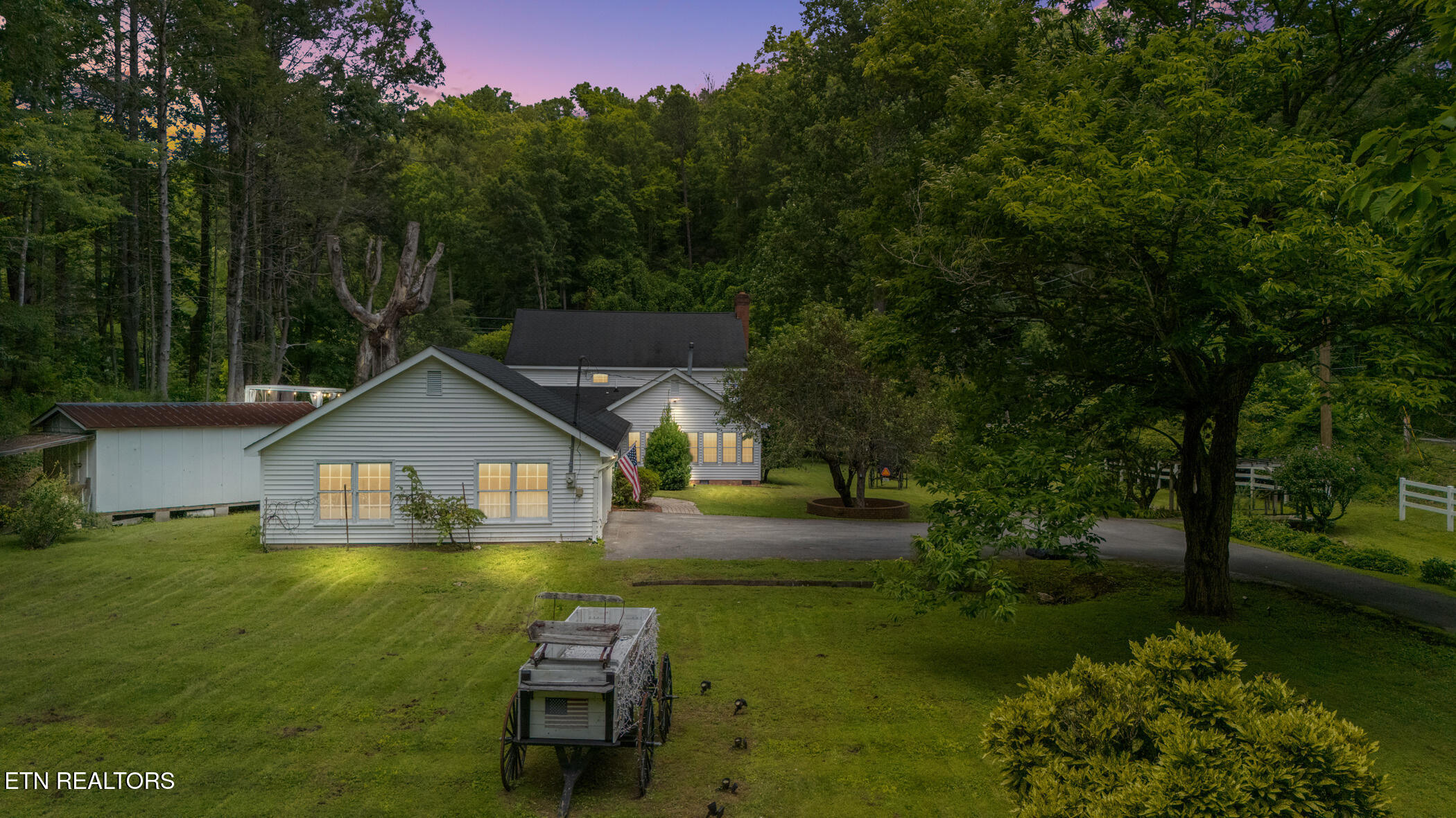 1139 Glades Road Gatlinburg, TN 37738 - Photo 49 of 60 50 dji_20250718133256_0444_d_vt
