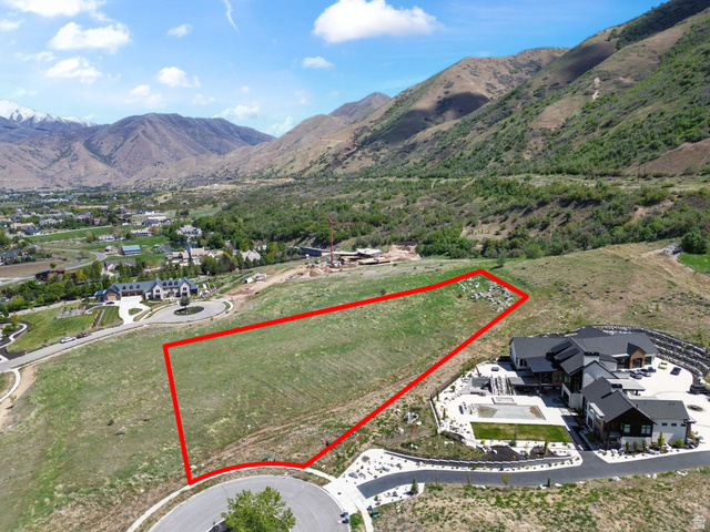 1284 Middle Canyon Court, Unit 69 Mapleton, UT 84664 - Photo 8 of 20 Aerial view of property and surrounding area with property boundaries highlighted and mountains