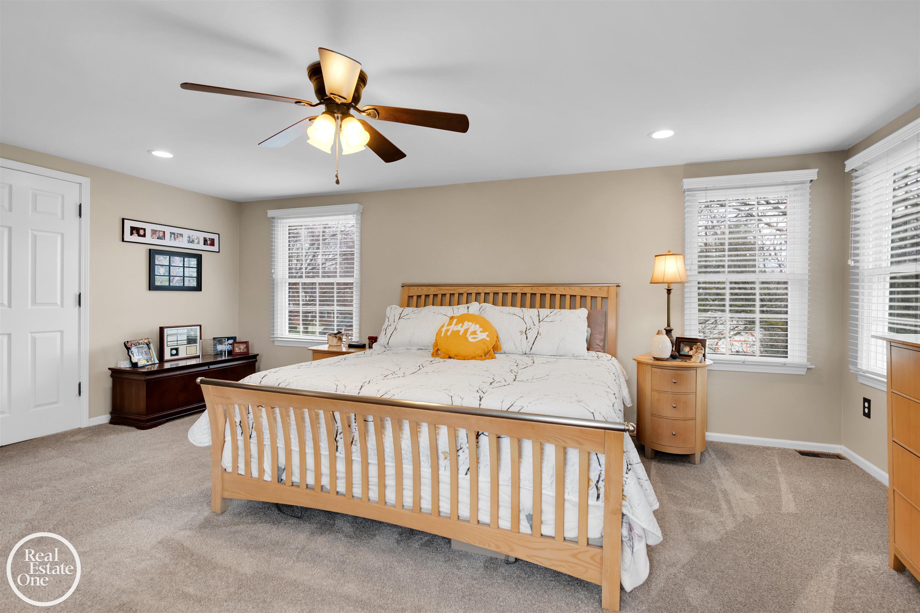692 Hawthorne Road Grosse Pointe Woods, MI 48236 - Photo 21 of 33