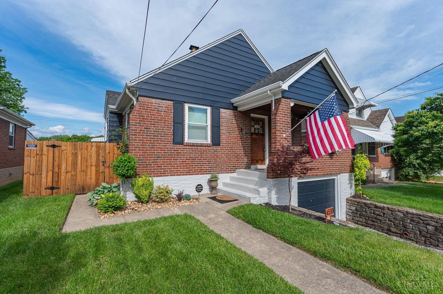 4530 Camberwell Road Cincinnati, OH 45209 - Photo 4 of 27