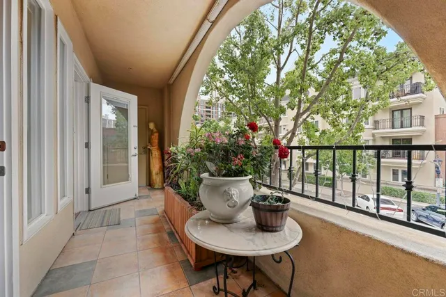 $999,000 | 301 West G Street, Unit 119, San Diego, CA 92101